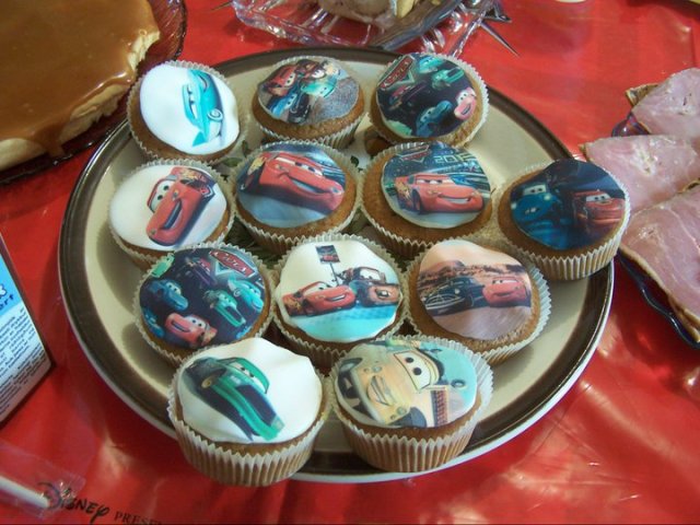 Car Cakes :) YUM!!